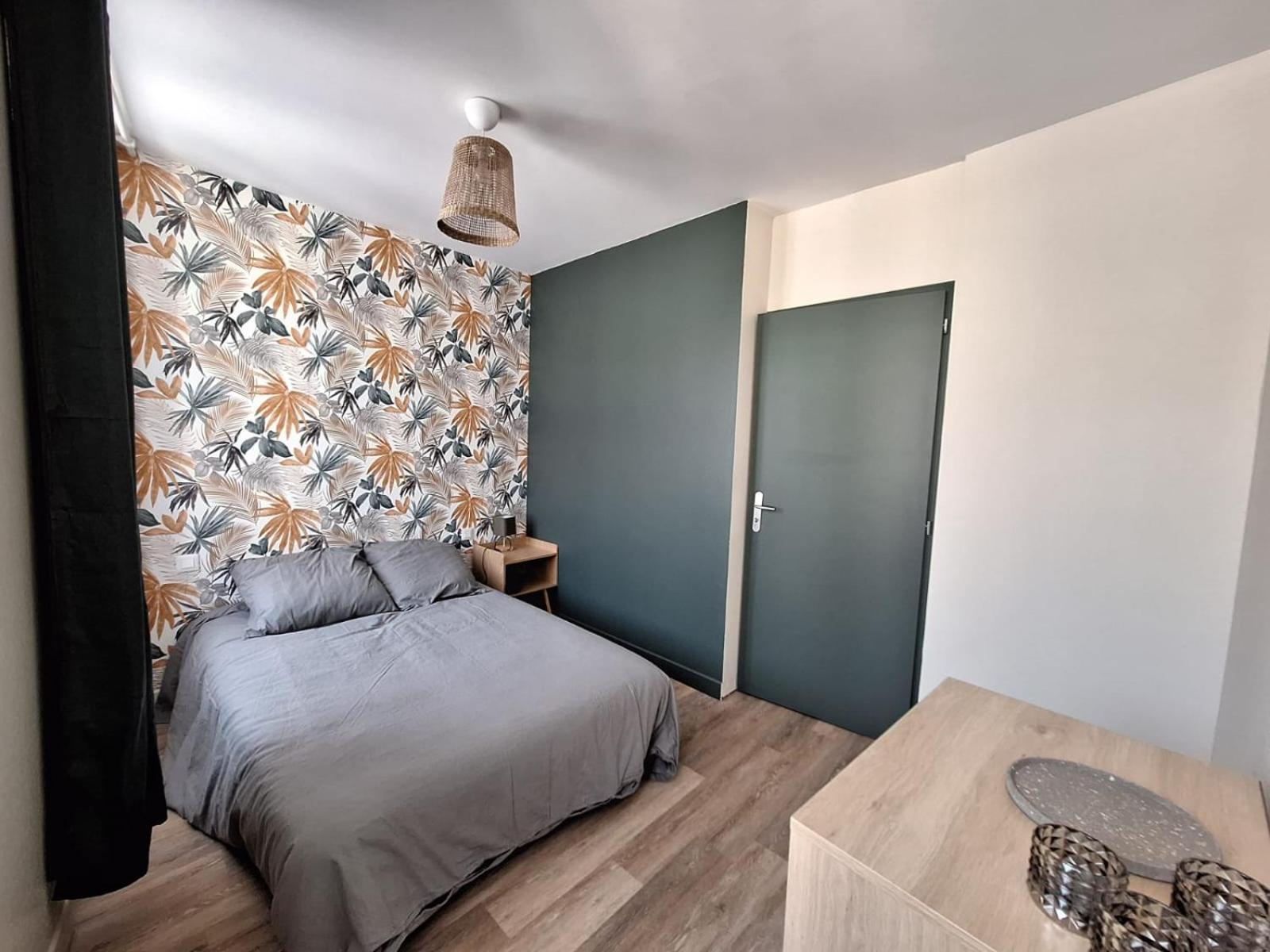 Charmante Maison A 2Min De La Porte St Jacques A Parthenay Eksteriør billede